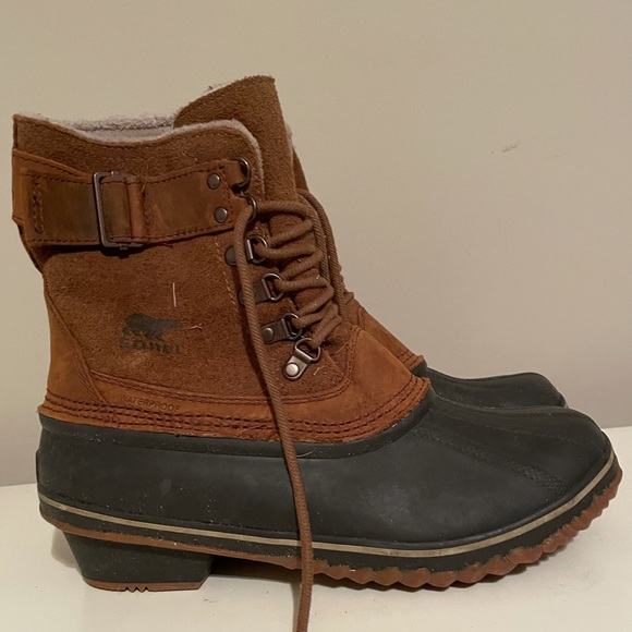 Waterproof Sorel snow boots - Picture 3 of 6